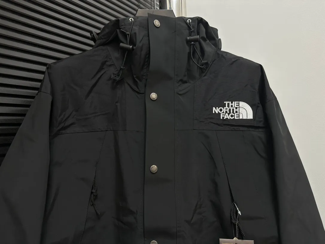 【The North Face】 1990Classic # ZP 。 ZP， 。 ✅ ISO 90（ISO 4） ✅ Gore-tex Breathable ， 。 ✅ ZP。 ， ， ✅ YKK ， 10 ， 。 ， ✅ 1990 MJ TNF 。 GT ， ， 。 ✅GT 。 ✅ 1996 ‼️ Size:XS-2XL